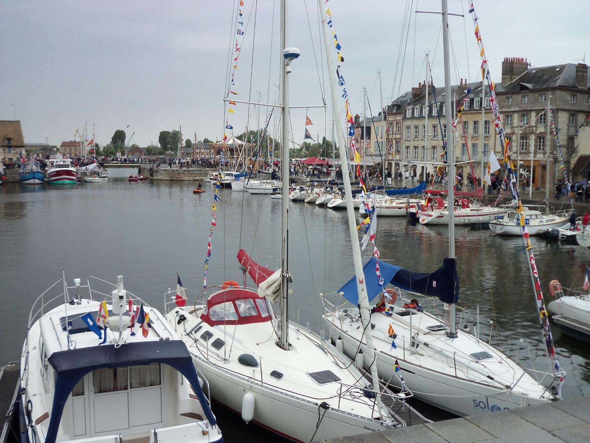 L'Ex-Voto Acomodação com café da manhã Honfleur Exterior foto